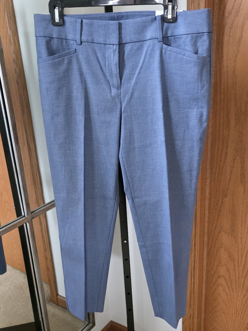 Loft The Riviera Pant Textured Cropped - Picture 2 of 11